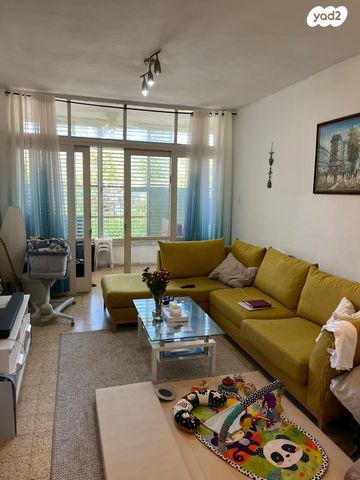 דירה, דניאל 85, לב העיר, בת ים