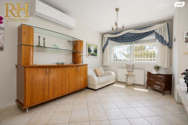 בית פרטי/ קוטג', שבט בנימין 12, המכבים, גבעת זאב