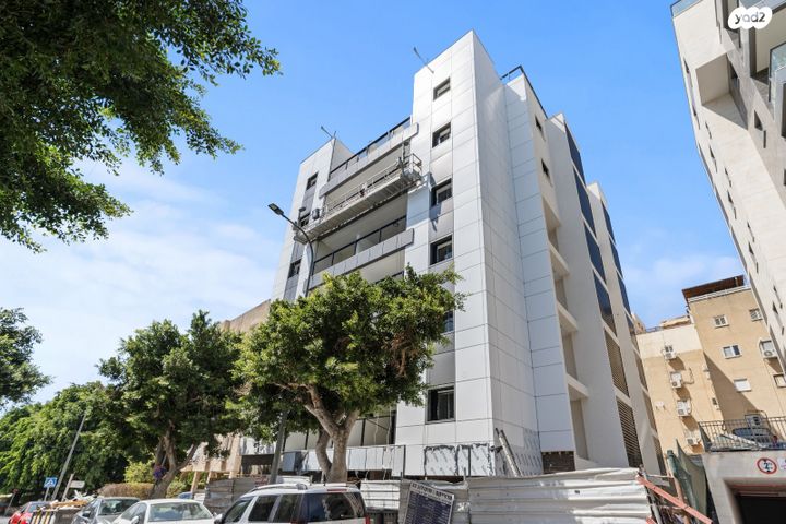 דירה, ראשונים, ראשון לציון