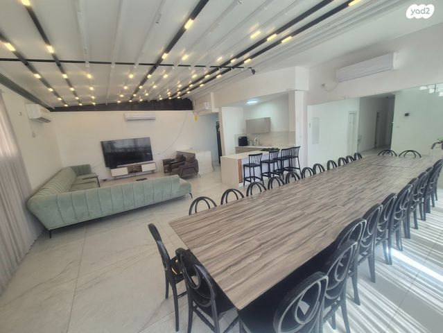 דו משפחתי, יבנאל, יבנאל