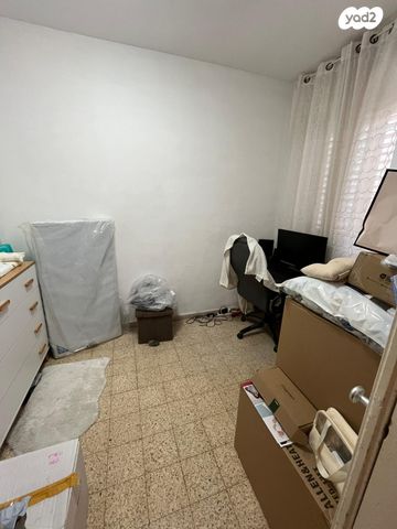 דירה, דניאל 85, לב העיר, בת ים