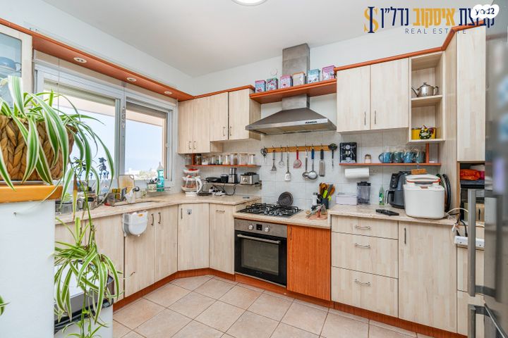 דירה, שדרות ברוך בוארון, גבעת אולגה, חדרה