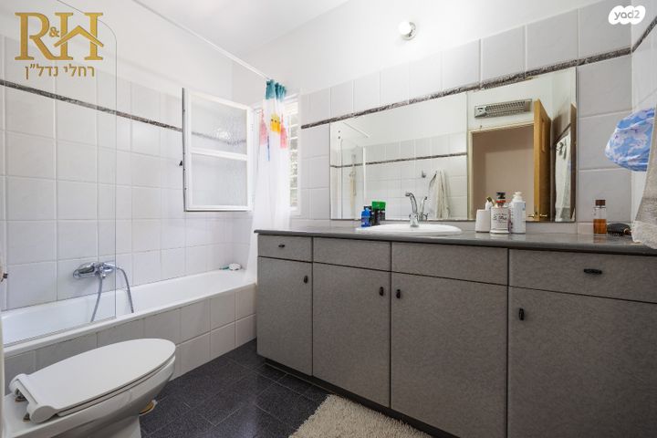 בית פרטי/ קוטג', שבט בנימין 12, המכבים, גבעת זאב