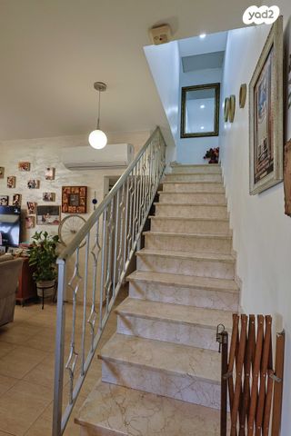 גג/ פנטהאוז, פתח תקווה