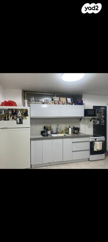 יחידת דיור, סמטת רוזמרין 31, קרית אילון, חולון