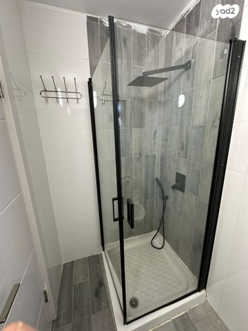 יחידת דיור, רחבת רד"ק, שכונה י"א, באר שבע