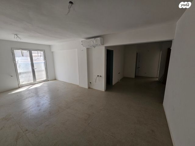 בית פרטי/ קוטג', הפארק, כפר סבא