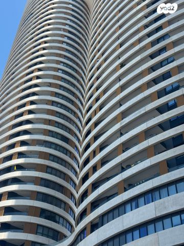 דירה, דרך מנחם בגין 160, מונטיפיורי, הרכבת, תל אביב יפו