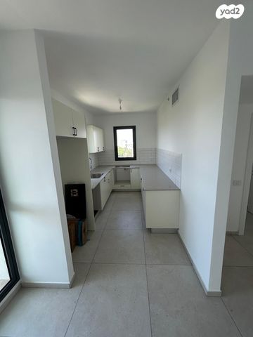 דירה, שדרות ירושלים, תל אביב יפו