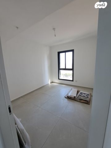 דירה, אמנון ליפקין שחק 3, נוף הטיילת, נתניה