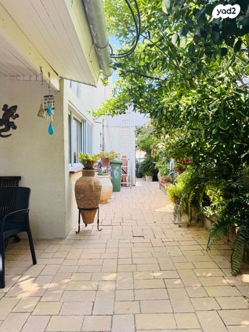 דו משפחתי, קהילת אודסה, הדר יוסף, תל אביב יפו