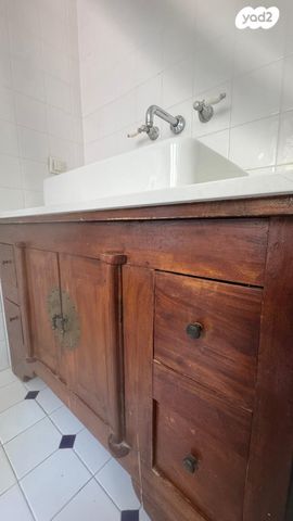 דו משפחתי, אלון, רמת השרון