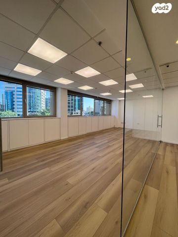 משרדים, בורסה, רמת גן