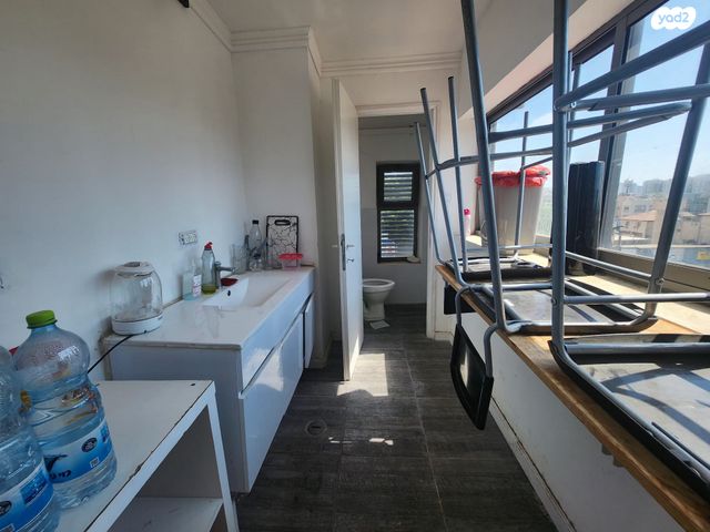 משרדים, קרן היסוד, אזור תעשיה, טירת כרמל