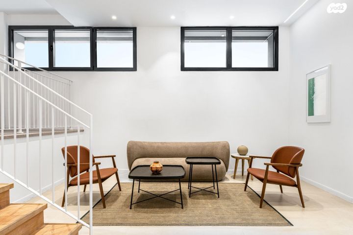 משרדים, יצחק שדה, מונטיפיורי, הרכבת, תל אביב יפו