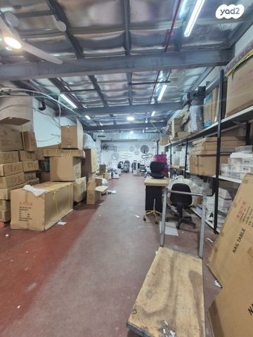 חנויות/ שטח מסחרי, אזור תעשיה א, חולון