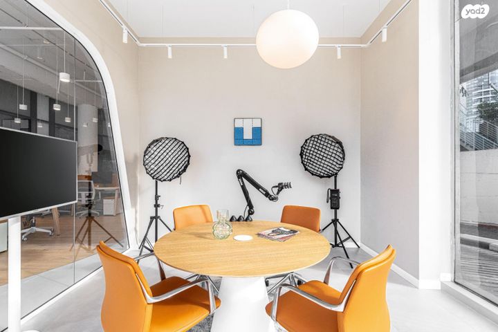 משרדים, יצחק שדה, מונטיפיורי, הרכבת, תל אביב יפו