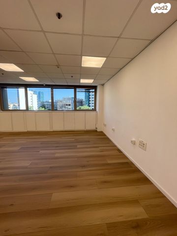 משרדים, בורסה, רמת גן