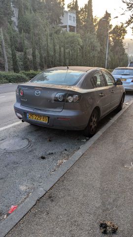 מודעת רכב מאזדה 3