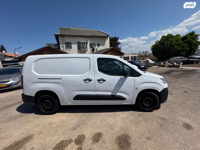 מודעת רכב סיטרואן ברלינגו