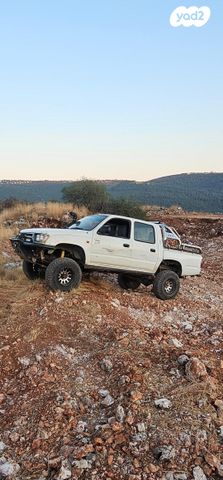 טויוטה היילקס