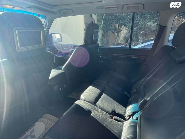 מיצובישי פג'רו