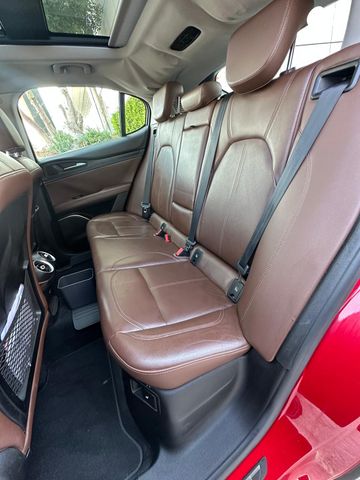 אלפא רומיאו סטלביו