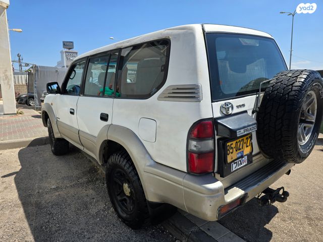 טויוטה לנד קרוזר