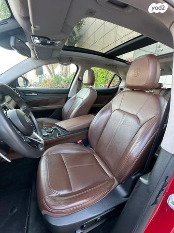 אלפא רומיאו סטלביו