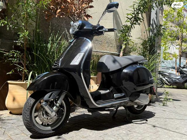 פיאג'ו וספה GTS300 סופר