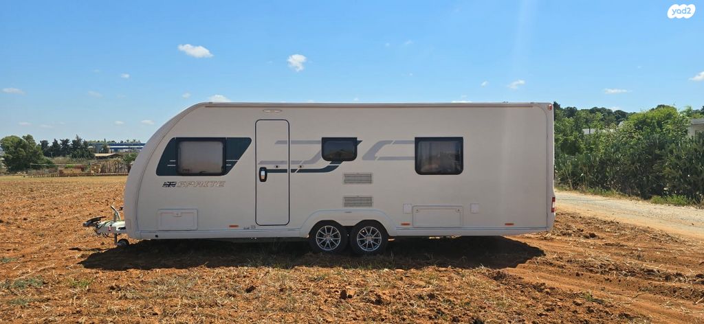 מודעת רכב נגרר (קראוון נגרר)