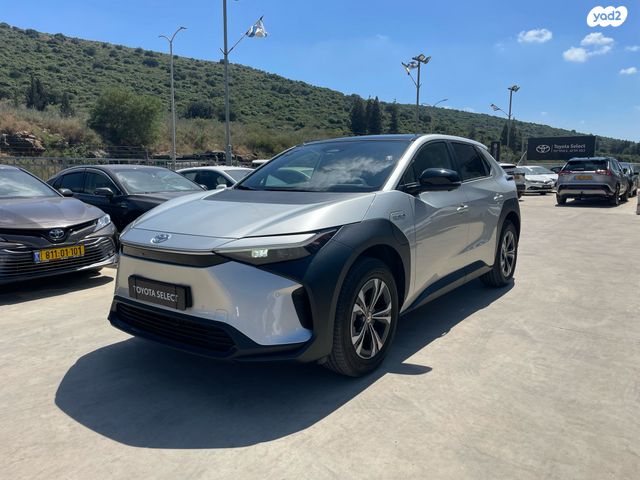 מודעת רכב טויוטה bZ4X