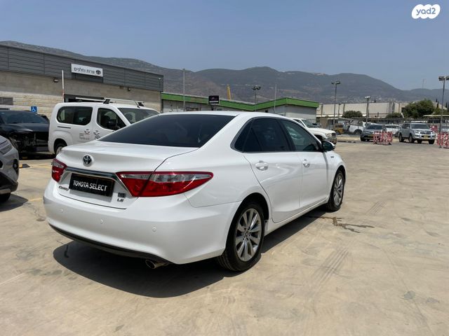 טויוטה קאמרי