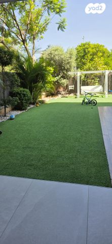 דירת גן, הרב ישעיהו משורר 25, הדר גנים, פתח תקווה