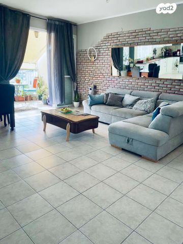 דירה, הרב קטרוני 44, המרכז השקט / מרכז העיר, פתח תקווה