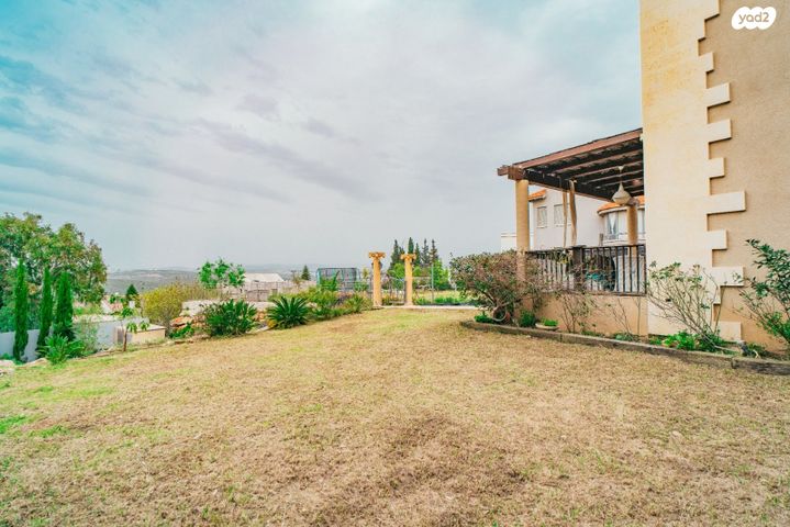 בית פרטי/ קוטג', האיריס 52, נופים, נופים