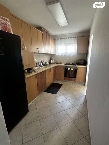 דירה, הרב אבן דנן 5, רובע ג', אשדוד