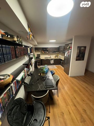 דירה, ישפה 3, רובע י"ז, אשדוד