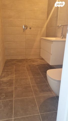 דירה, יצחק נבון 19, נאות אריאל שרון, קרית אונו