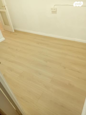 דירה, דניאל 57, לב העיר, בת ים