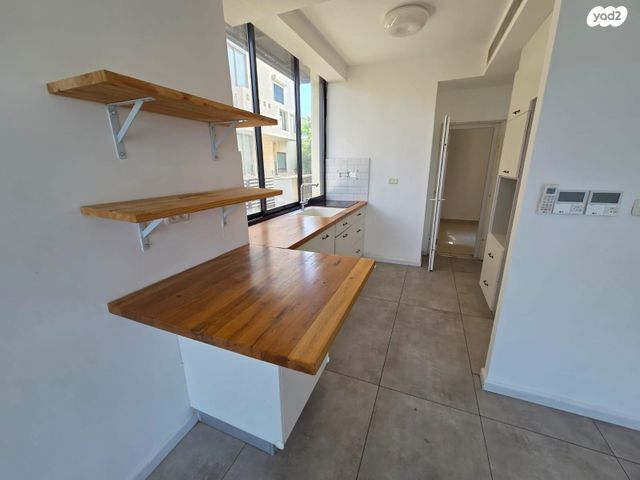 דירה, אוסישקין 18, הצפון הישן - צפון, תל אביב יפו