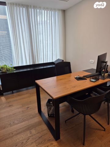 משרדים, דרך מנחם בגין 144, מונטיפיורי, הרכבת, תל אביב יפו