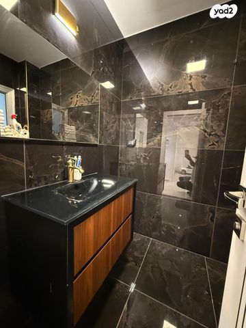 דירה, המרגנית, קרית אילון, חולון