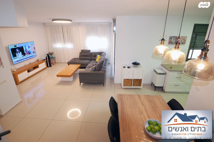 גג/ פנטהאוז, אודם, נוף הדר, כפר יונה