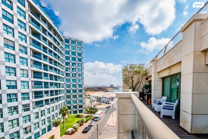 גג/ פנטהאוז, העוגן 4, מרינה, הרצליה