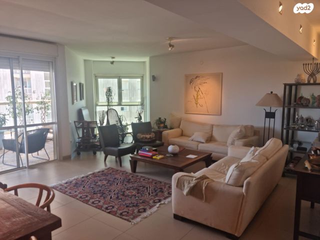 דירה, צמרות 12, הרצליה