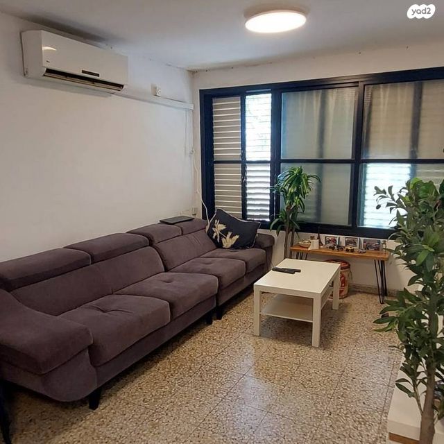 דירה, מורדי הגטאות 45, שיכוני המזרח, ראשון לציון