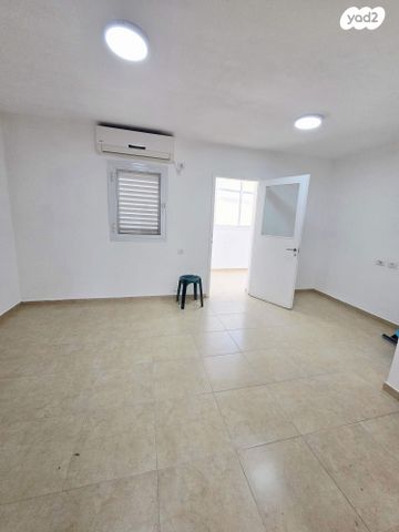 דירה, יצחק שדה, לב המושבה / מרכז העיר, פתח תקווה