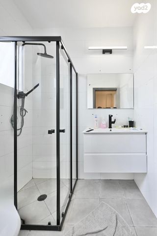 דירה, מבצע חירם 5, נווה ים, ראשון לציון