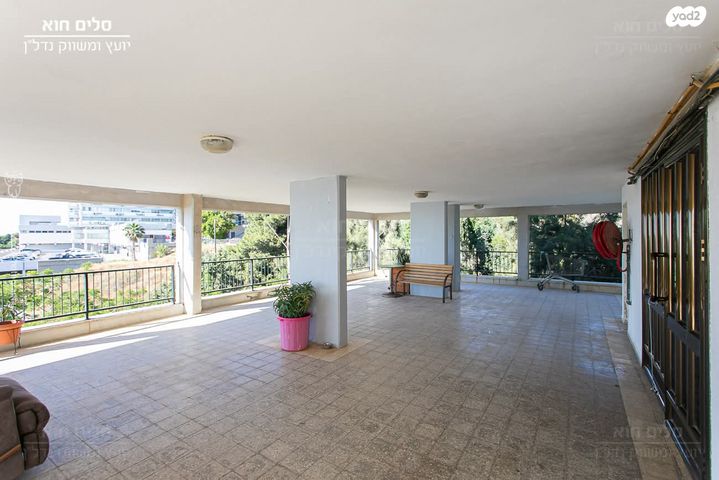 דירה, ישעיהו 10, כרמל צרפתי, חיפה